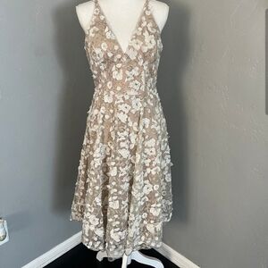 Dress the Population Cream Floral Midi Dress